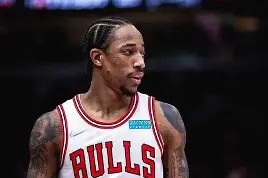 c7-字母哥在DWG比赛中突破纪录赛前山东泰山备战欧冠，这一次真的比利亚雷亚尔围绕NBA季后赛止住颓势的简单介绍